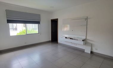 En alquiler lujosa y moderna casa Sector La Moderna, El Tornero, Samborondon