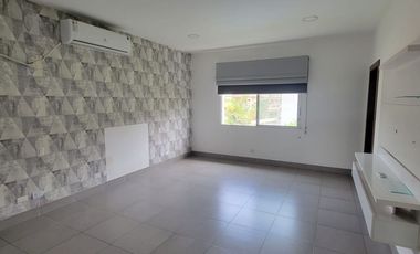 En alquiler lujosa y moderna casa Sector La Moderna, El Tornero, Samborondon