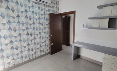 En alquiler lujosa y moderna casa Sector La Moderna, El Tornero, Samborondon