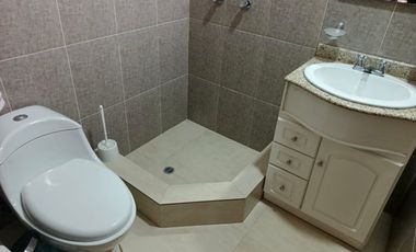 🏡 Casa Independiente en Renta – Puembo
