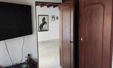 VENDO CASA EN SANTA MONICA MEDELLIN