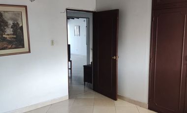 VENDO CASA EN SANTA MONICA MEDELLIN