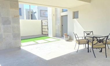 PRECIOSA CASA AMUEBLADA EN CORSICA RESIDENCIAL