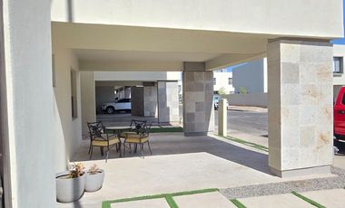 PRECIOSA CASA AMUEBLADA EN CORSICA RESIDENCIAL