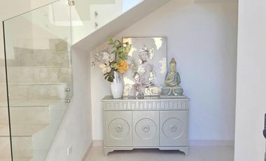 PRECIOSA CASA AMUEBLADA EN CORSICA RESIDENCIAL