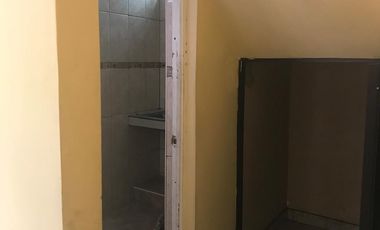 VENDO CASA CON LICENCIA COMERCIAL EN AV PASEO DE LA REPUBLICA
