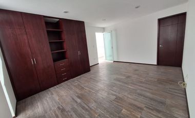 Casa en Renta en Lomas de Angelópolis II, cerca de Sonata