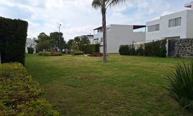 Casa en Renta en Lomas de Angelópolis II, cerca de Sonata