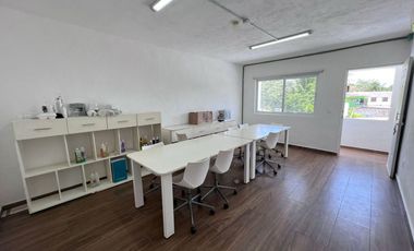 BODEGA CON OFICINAS EN VENTA EN ALFREDO V. BONFIL, CANCUN, Q. ROO.