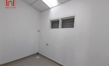 For sale!! Townhouse, Baan Worarak, Rangsit, Khlong 3, newly renovated house, near the village entrance and exit, extended garage, built-in kitchen, n