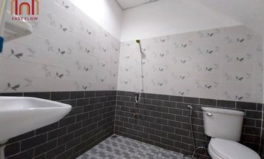 For sale!! Townhouse, Baan Worarak, Rangsit, Khlong 3, newly renovated house, near the village entrance and exit, extended garage, built-in kitchen, n