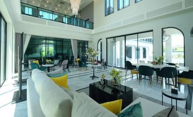 #ให้เช่าบริทาเนีย บางนา-สุวรรณภูมิ กม. 26  สไตล์ Modern British Luxury บ้านสวยพร้อมเข้าอยู่ รับลูกค้าต่างชาติ เดินทางสะดวก 📌☎️‼️