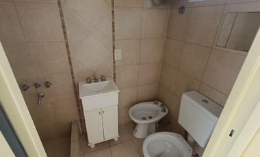 VENTA DEPARTAMENTO MONOAMBIENTE PLANTA BAJA - MORON