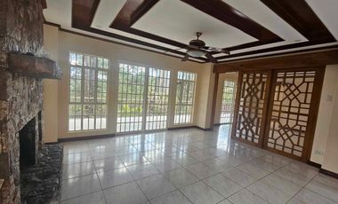 Rush sale Spacious cozy home with sorrounding Pinetrees