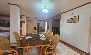 Rush sale Spacious cozy home with sorrounding Pinetrees