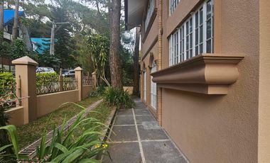 Rush sale Spacious cozy home with sorrounding Pinetrees