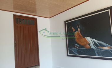 SE ARRIENDA CASALOTE EN LA VEREDA MANUEL SUR.