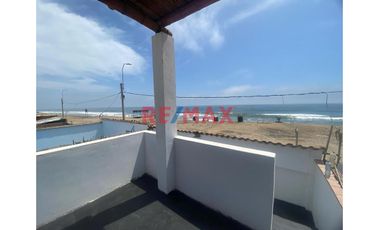 Venta Casa Frente A Playa Cerro Azul