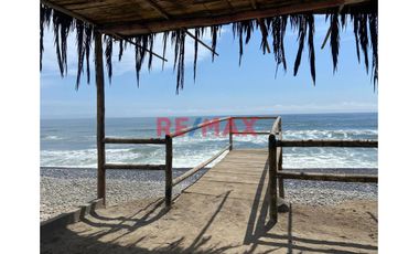 Venta Casa Frente A Playa Cerro Azul