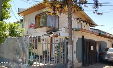 ¡Hermosa Casa Pareada en El Bosque!