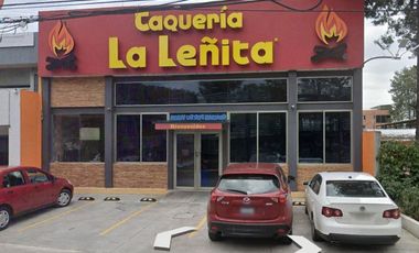 Locales Comerciales en venta en Morelia, Morelia - Estacionamiento