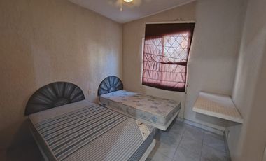 RENTA Casa con alberca atras de Plaza Patio Acapulco