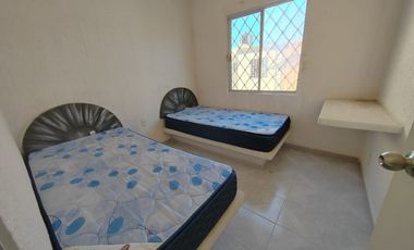 RENTA Casa con alberca atras de Plaza Patio Acapulco