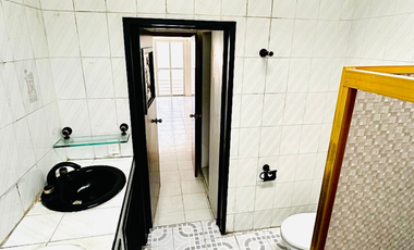 CASA EN VENTA VALLARTA UNIVERSIDAD GRAN OPORTUNIDAD DE INVERSIÓN !