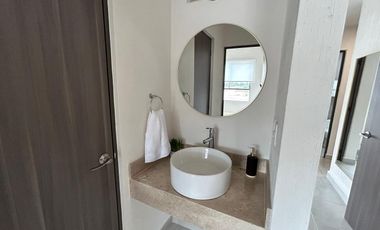 Linda casa en venta 3 recamaras cerca Univ Mondragón y Pqe Ind El Marques JF
