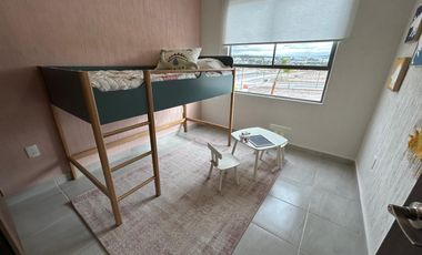 Linda casa en venta 3 recamaras cerca Univ Mondragón y Pqe Ind El Marques JF