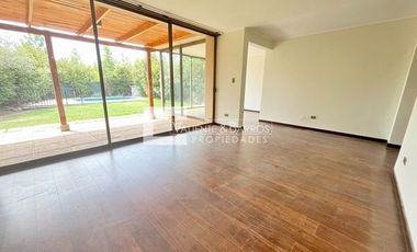 CASA EN VENTA EN LOS POLEROS - MACHALI