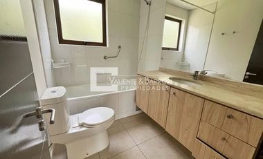 CASA EN VENTA EN LOS POLEROS - MACHALI