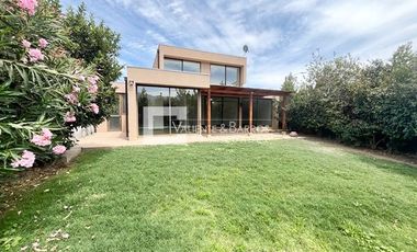 CASA EN VENTA EN LOS POLEROS - MACHALI