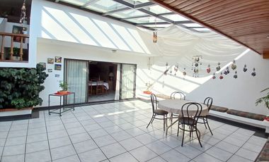 CASA EN VENTA 4 DORMITORIOS ORDOÑEZ LASSO