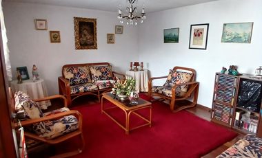 CASA EN VENTA 4 DORMITORIOS ORDOÑEZ LASSO