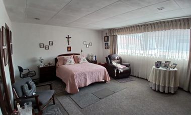 CASA EN VENTA 4 DORMITORIOS ORDOÑEZ LASSO
