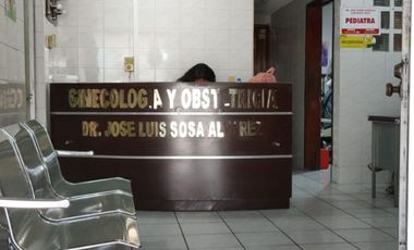 Se vende Clínica del Carmen en Apatzingán sobre Avenida Constitución de 1814