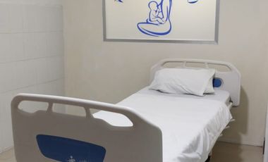 Se vende Clínica del Carmen en Apatzingán sobre Avenida Constitución de 1814