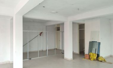 EN ALQUILER: LOCAL/OFICINA (estreno) 140 m² – 3er PISO – Callao