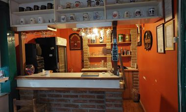 Hostal con Patentes más Casa Habitación