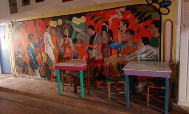 Hostal con Patentes más Casa Habitación