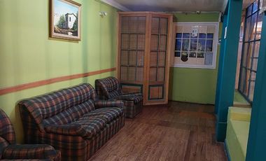 Hostal con Patentes más Casa Habitación