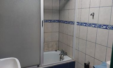 Hostal con Patentes más Casa Habitación