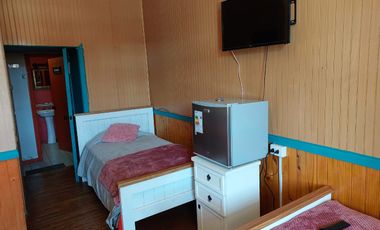 Hostal con Patentes más Casa Habitación