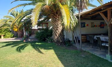 Hostal con Patentes más Casa Habitación