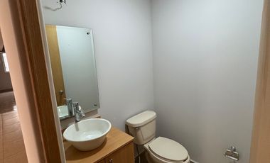 AMPLIO DEPARTAMENTO EN VENTA RECIEN REMODELADO