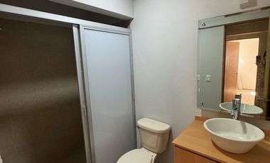 AMPLIO DEPARTAMENTO EN VENTA RECIEN REMODELADO