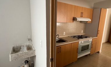 AMPLIO DEPARTAMENTO EN VENTA RECIEN REMODELADO