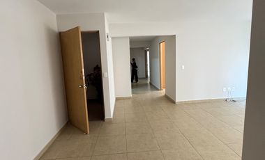 AMPLIO DEPARTAMENTO EN VENTA RECIEN REMODELADO
