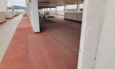 AMPLIO DEPARTAMENTO EN VENTA RECIEN REMODELADO